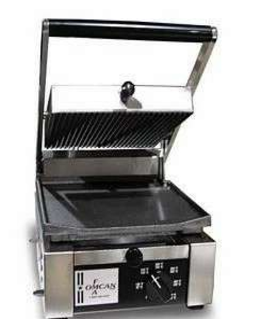 Countertop Cooking * | Omcan Food Machinery Panini Press Omcan (Fma) 11376 Single Panini Grill With Grooved Top And Flat Bottom 10 X 9