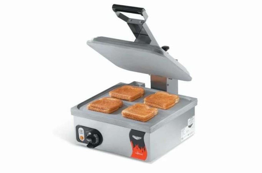 Countertop Cooking * | Panini Press Vollrath 40791 Smooth Top & Bottom Panini Sandwich Grill 13-5/16 X 12-3/16